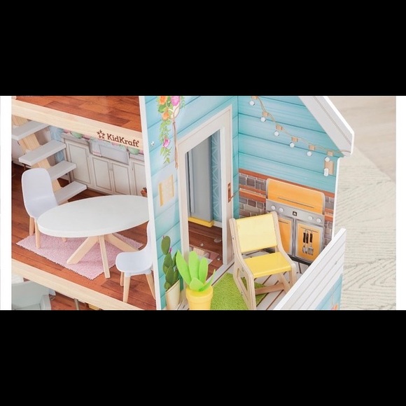 SOLD!!!! - BRAND NEW!ZOEY MAGIC LIGHTS & SOUNDS DOLLHOUSE WITH EZ KRAFT ASSEMBLY - Picture 3 of 6